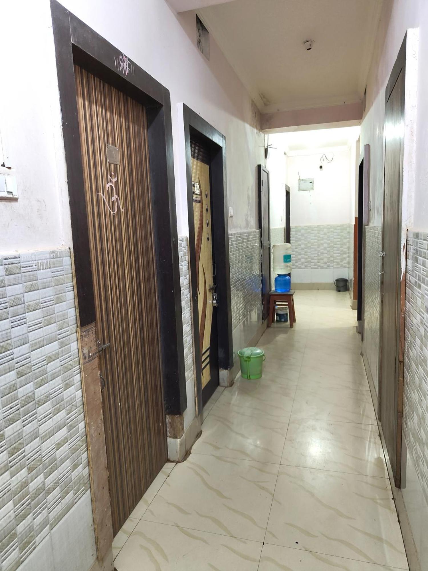 Goroomgo Samrat Palace Puri Near Sea Beach With Parking Facilities - Restaurant Available - Couple Friendly ภายนอก รูปภาพ